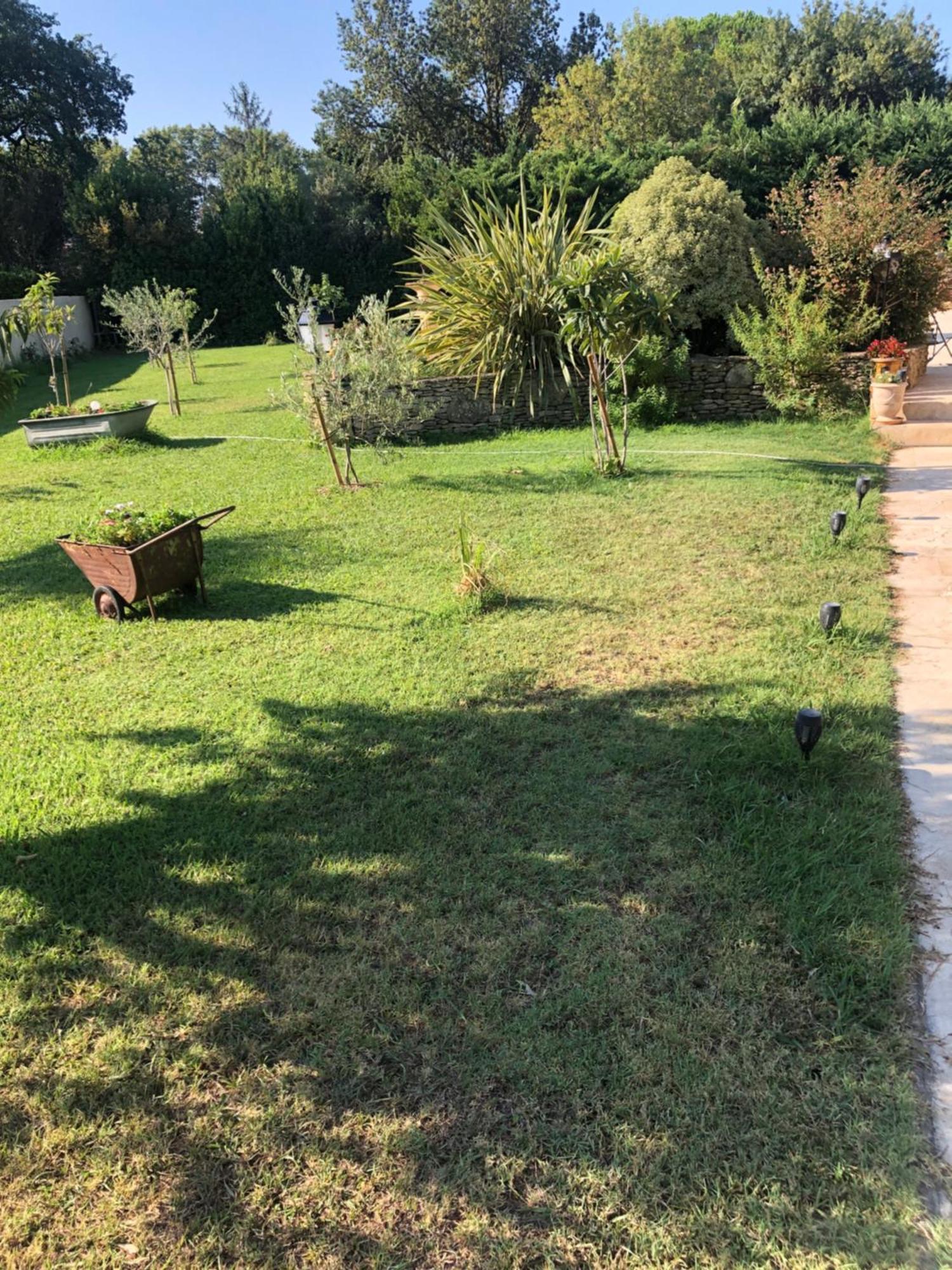Apartament Chez Anisette Pélissanne Zewnętrze zdjęcie